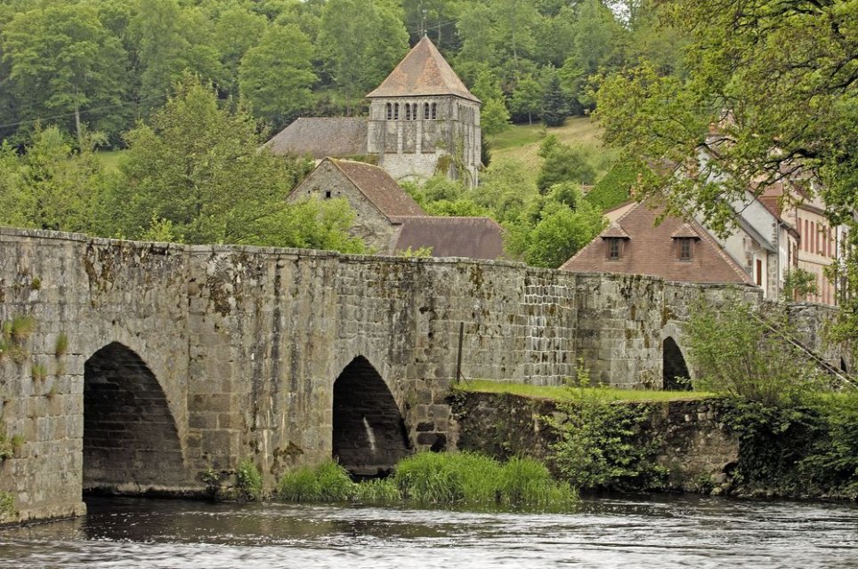 Randonnée Creuse - Randonnée Limousin - Moutier d'Ahun©J.Damase